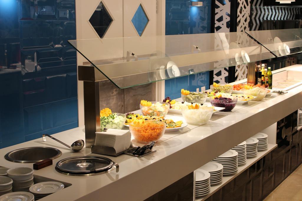 Evenia Olympic Hotel 4*
