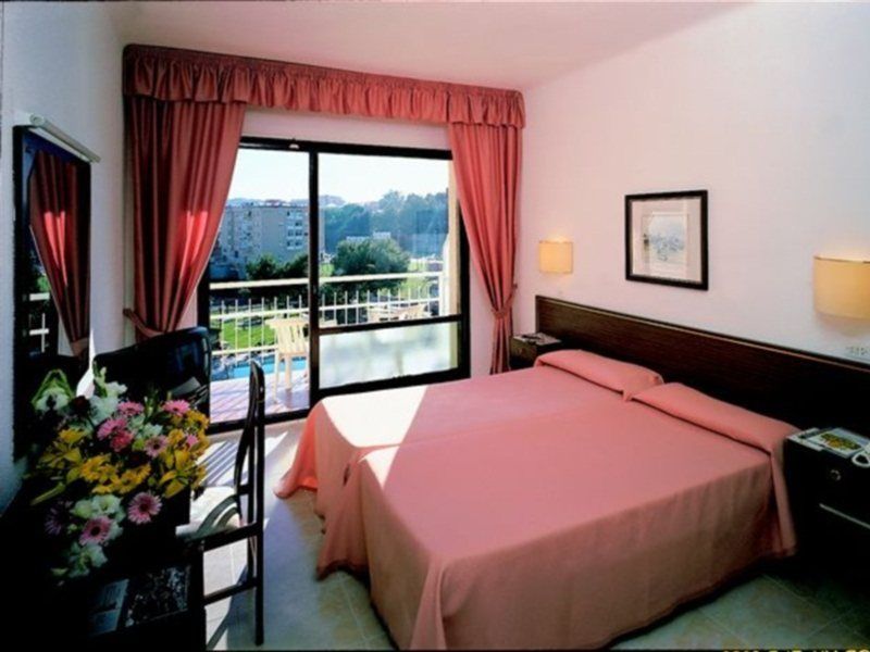 Evenia Olympic Hotel 4*